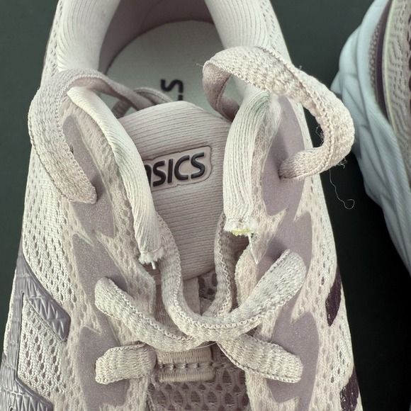 ASICS Novablast 2 Shoes Womens Size 6 Running Lightweight 1014A235 Sneakers Pink - Picture 9 of 16